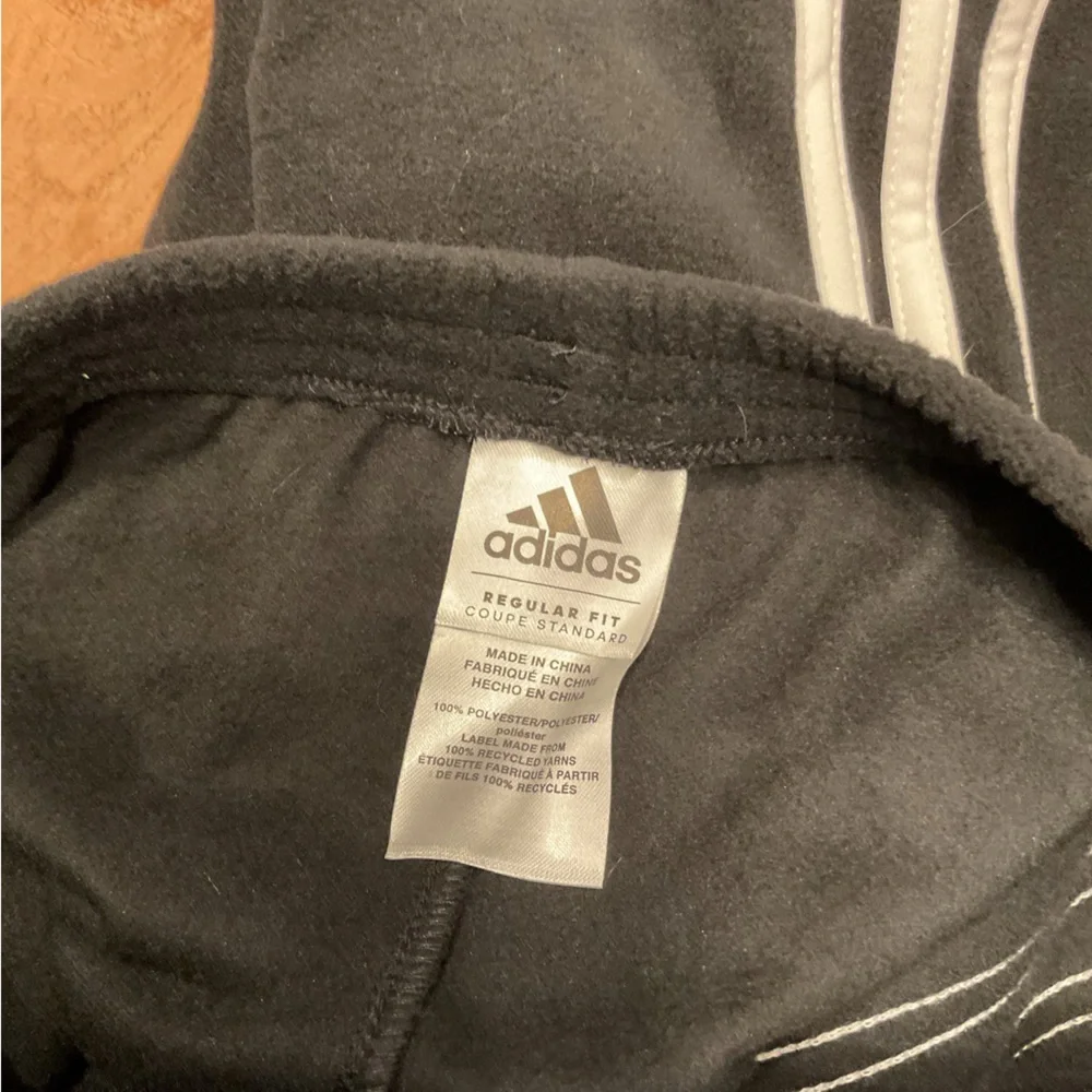 NWT Adidas Boys 2 Piece Set